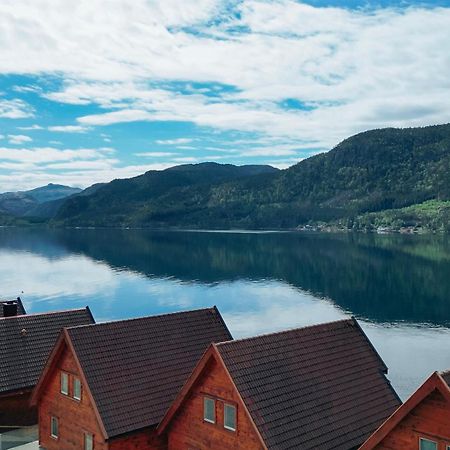 Preikestolen Panorama - Seaside Apartments Йёрпеланн Экстерьер фото